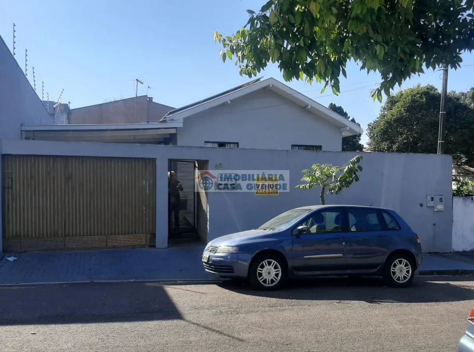 CASA COM EDÍCULA -  JD SANTA ADELAIDE