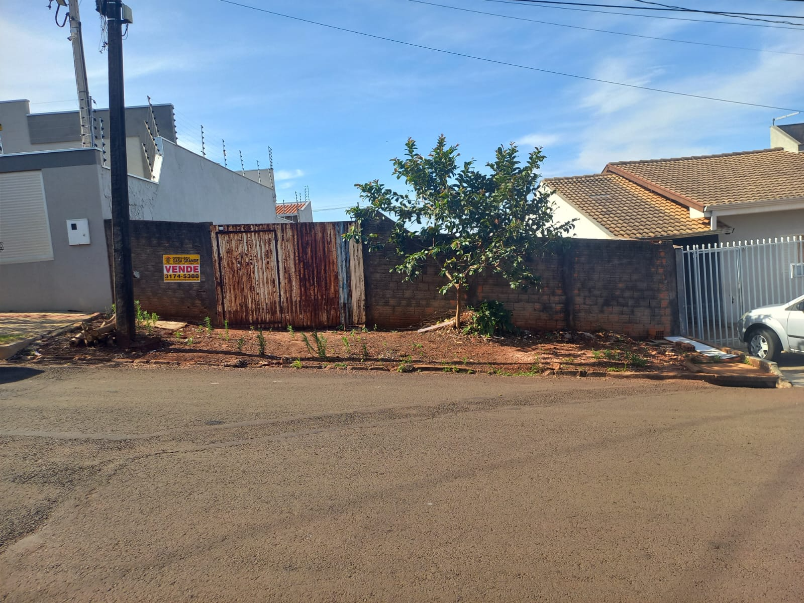 Terreno quitado Jd. Vitoria