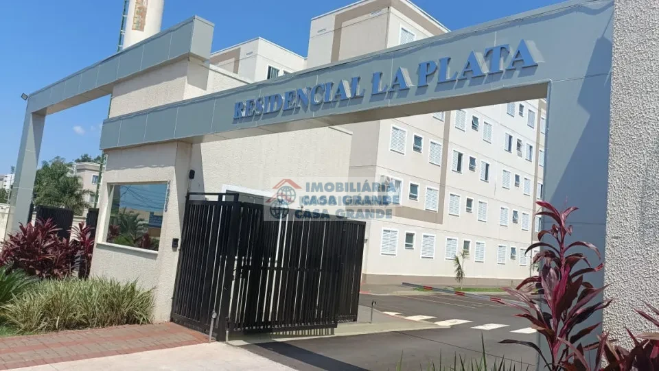 Apartamento - Residencial La Plata  ( incluso condomínio + internet )