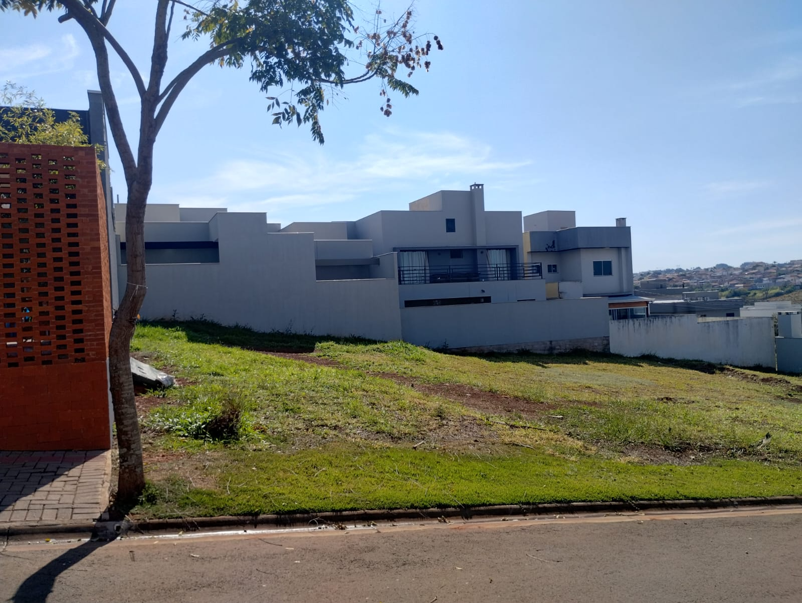 TERRENO MORADA DAS FLORES AZALEIAS