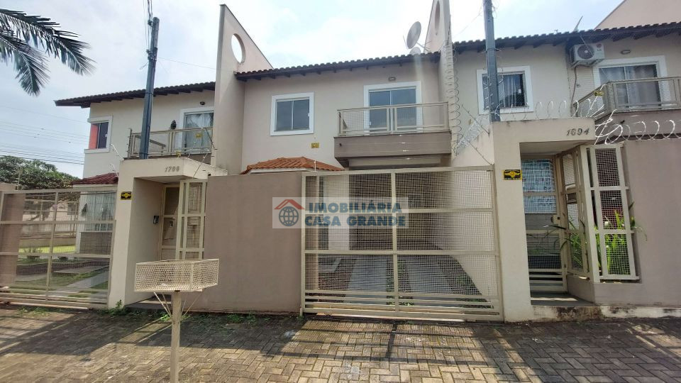 Sobrado - Centro