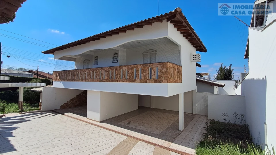 Sobrado  -  Jardim Monte Real