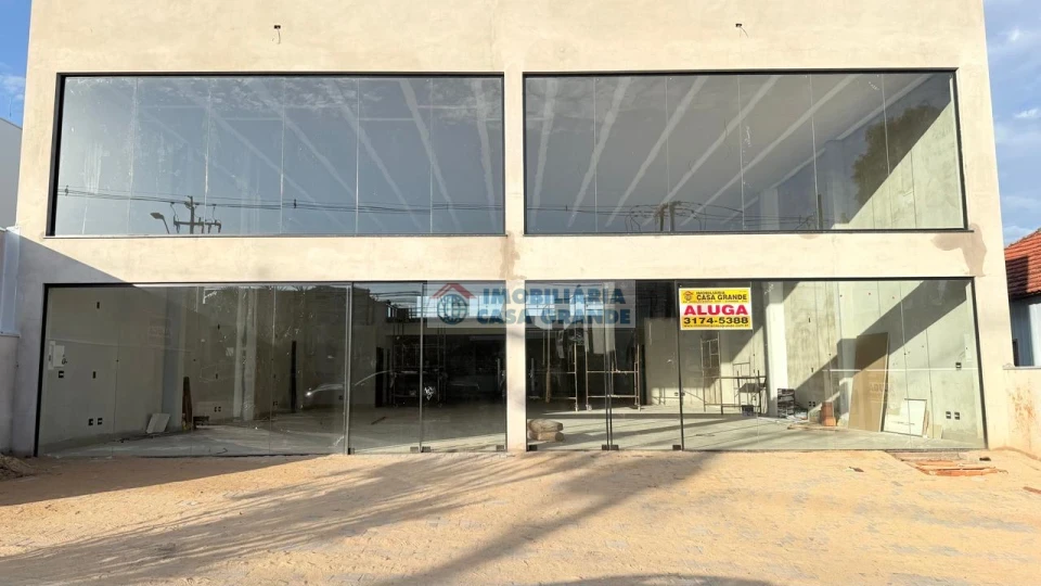 Galpão comercial - Centro - Em Construção