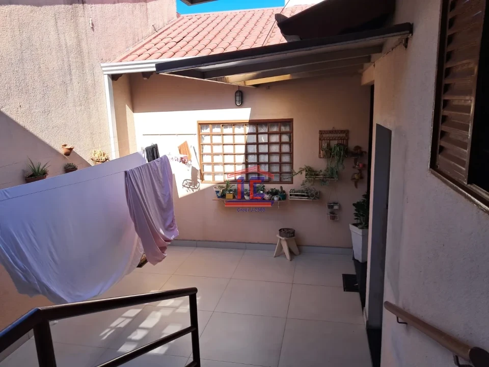 Imagens do imóveis CASA - Rua Riacho Fundo - Cambé II