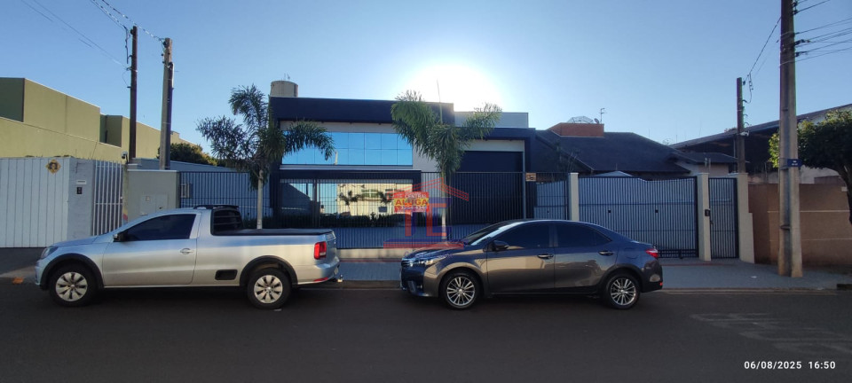 Rua da Luz, 48 - Jardim Morumbi - Salão/Barracão Comercial
