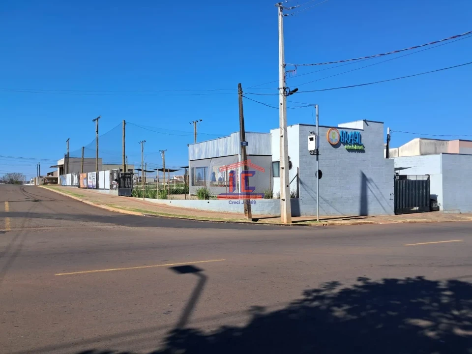 Imagens do imóveis TERRENO COMERCIAL AV. BRASIL - 1.502,30 M² - ONDE ESTÁ O BEACH TENNIS - CAMBÉ
