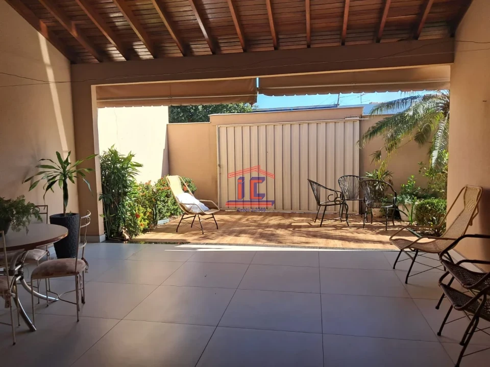 Imagens do imóveis CASA - Rua Riacho Fundo - Cambé II
