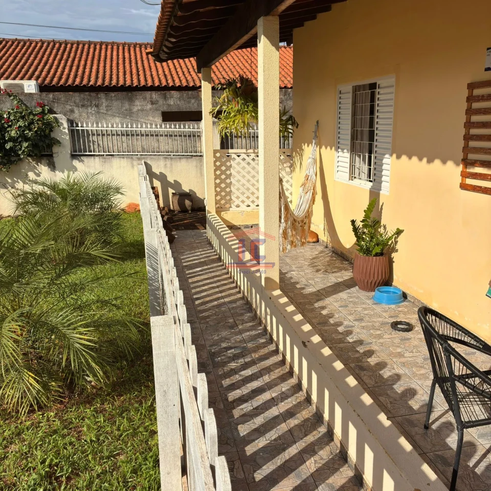 Imagens do imóveis CASA A VENDA CENTRO DE CAMBÉ - RUA ESTADOS UNIDOS