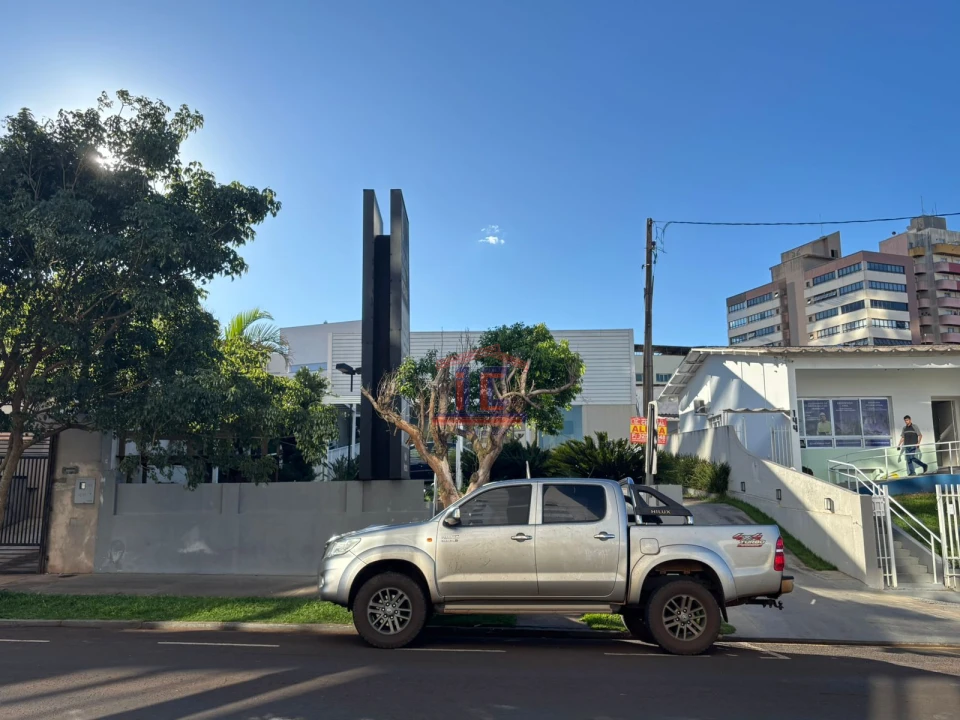 Avenida Canadá, 164 - Centro
