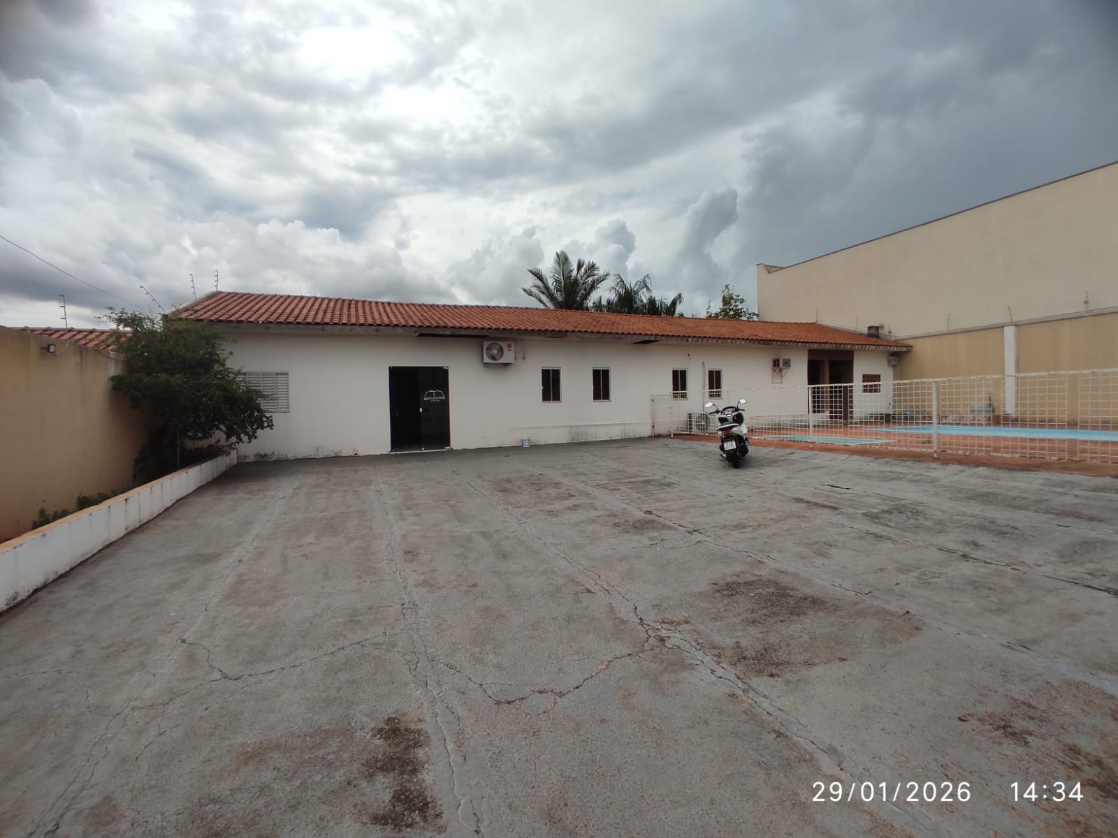 ÁREA DE FESTA -TERRENO COMERCIAL COM SALÃO E PISCINA - JARDIM VITÓRIA - CAMBÉ