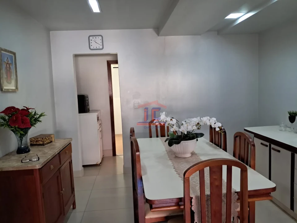 Imagens do imóveis CASA - Rua Riacho Fundo - Cambé II