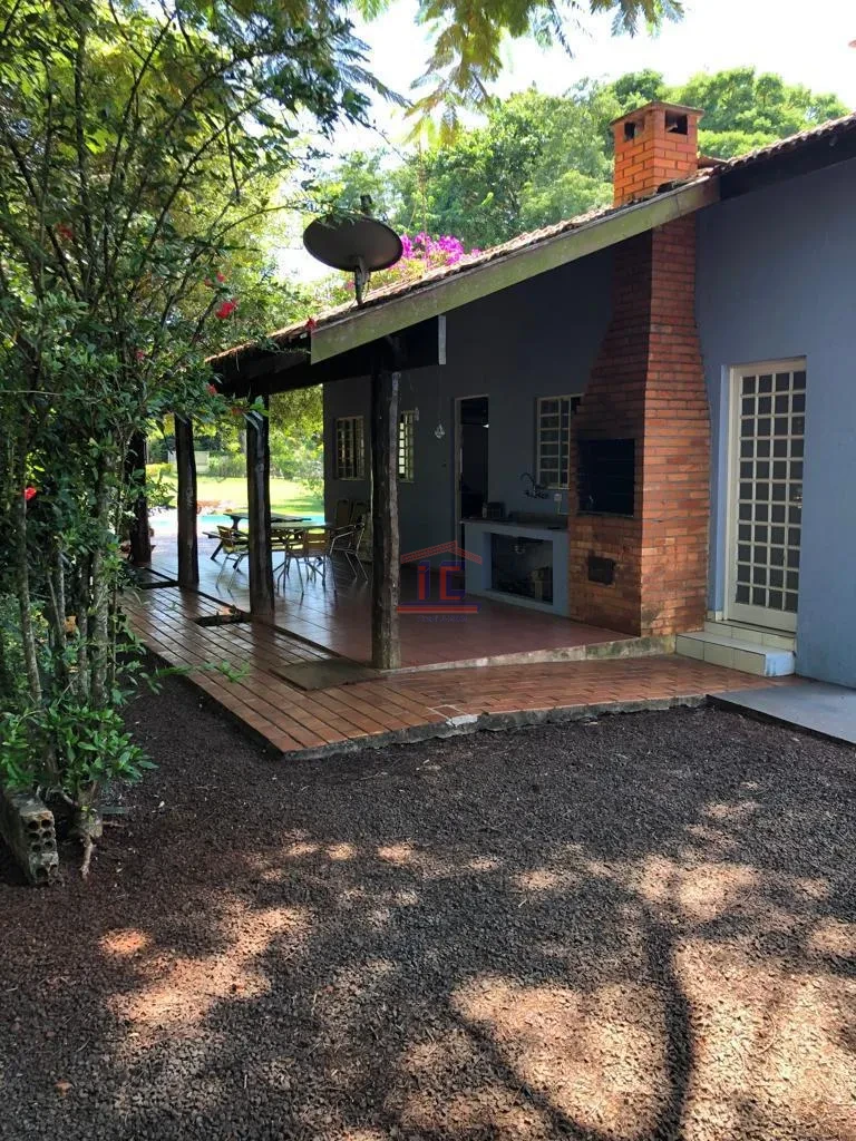 Imagens do imóveis CHÁCARA À VENDA CONDOMÍNIO BRATISLAVA