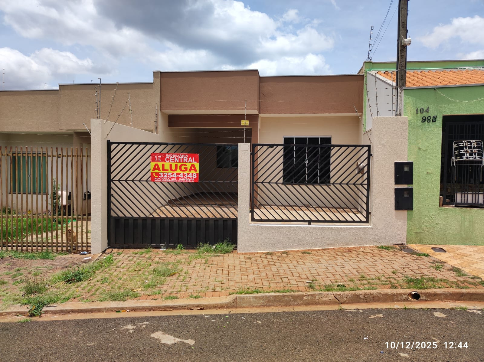 Rua Orlando Zanetti, 98-A - Jardim Alto do Café