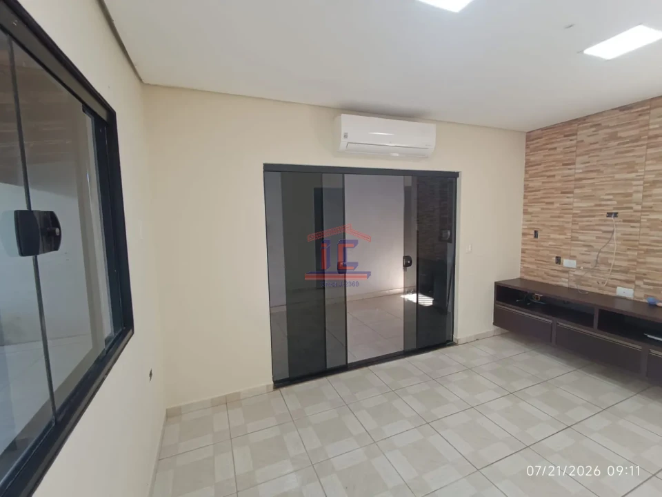 Imagens do imóveis CASA À VENDA