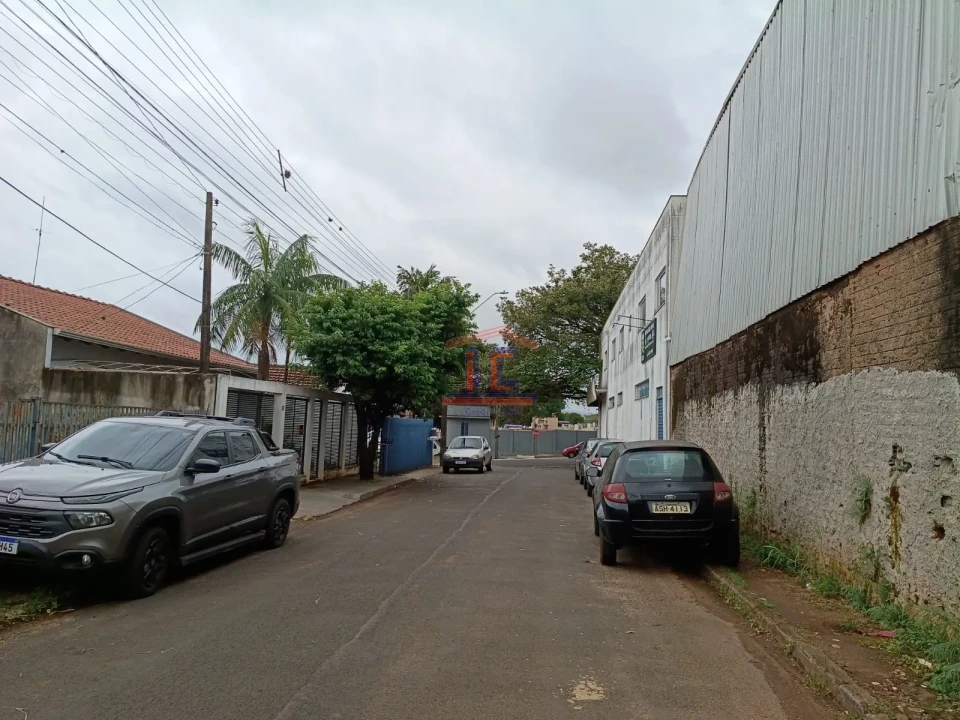 TERRENO -CENTRO-CAMÉ