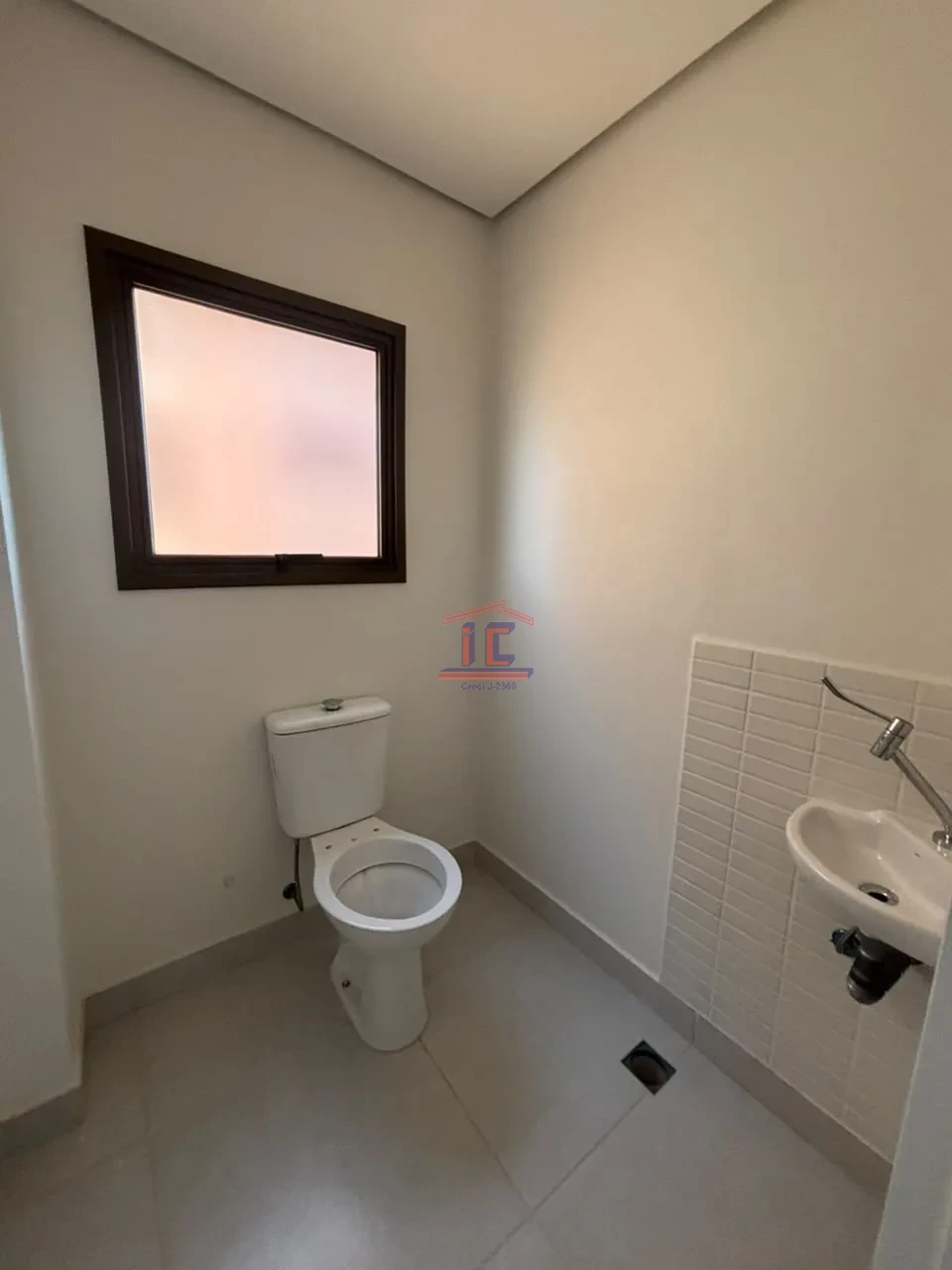 Imagens do imóveis Rua Espanha, 58 - Sala 803 - Centro Empresarial Espanha