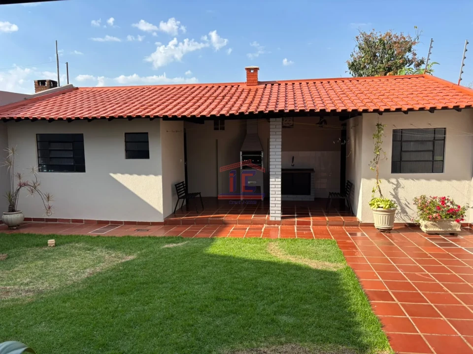 Imagens do imóveis CASA À VENDA JARDIM VILA RICA