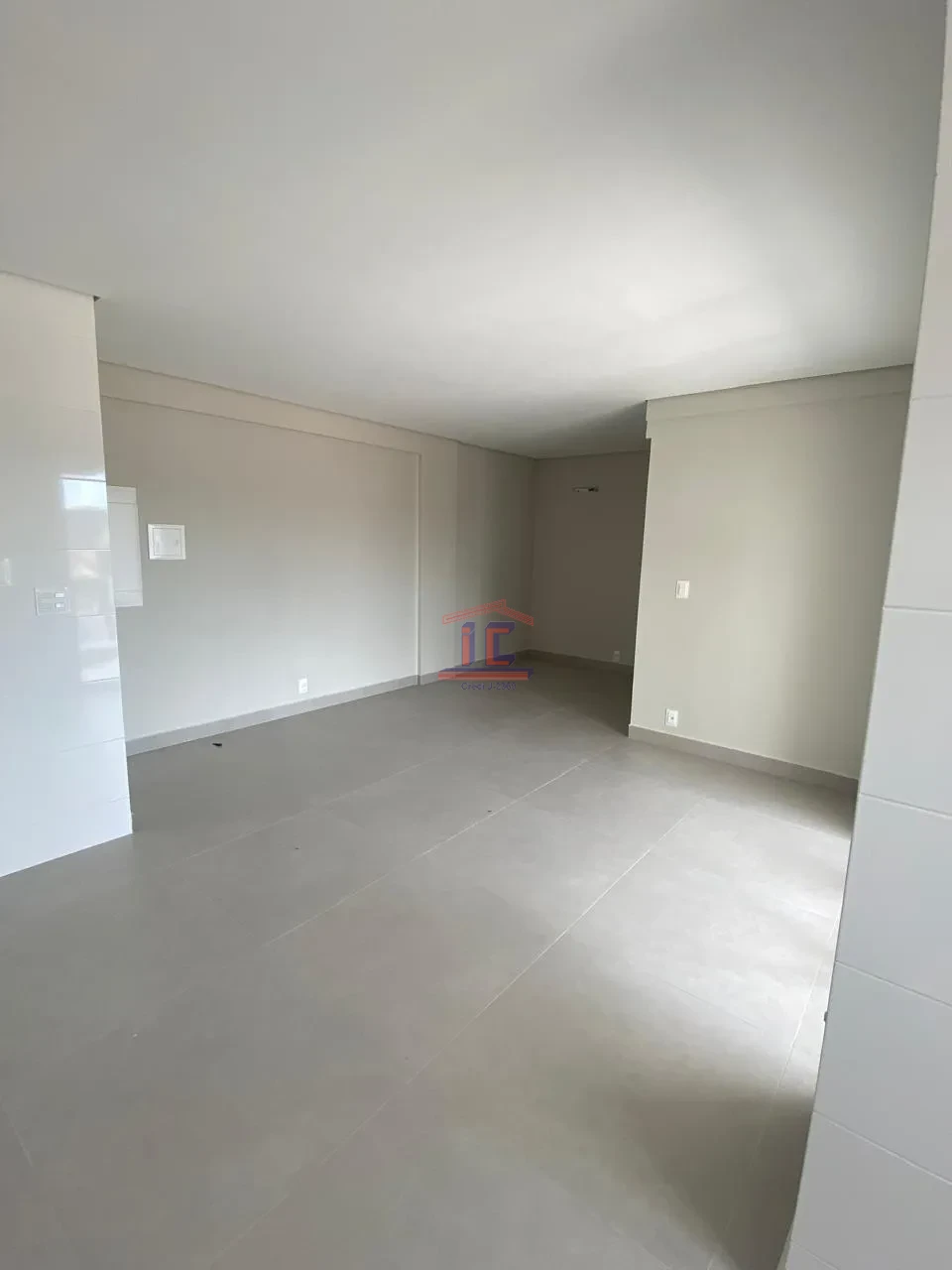 Imagens do imóveis RESIDENCIAL TIVOLI - CENTRO- CAMBÉ