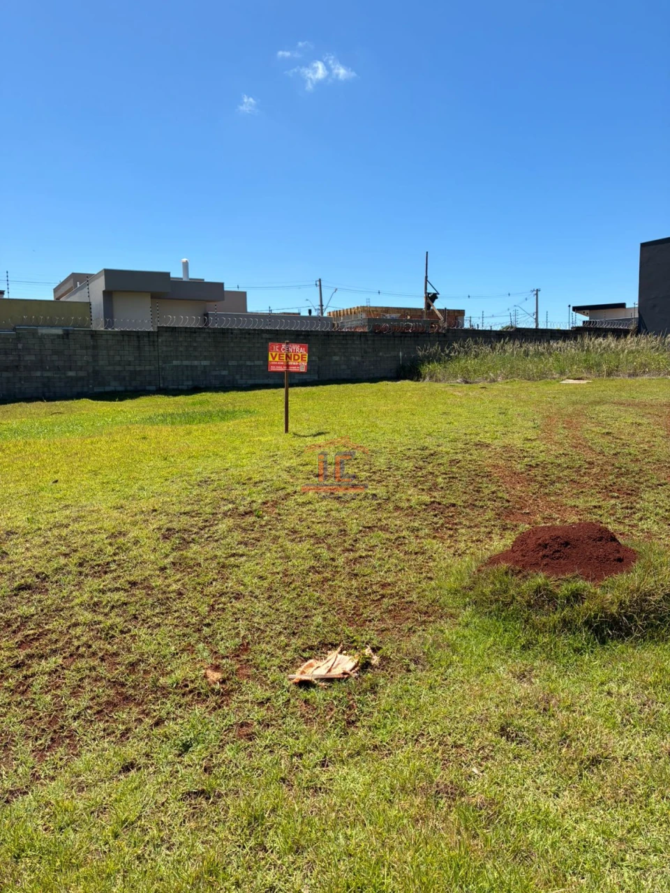 TERRENOS EXTERNOS CONDOMINIO BELLEVIE