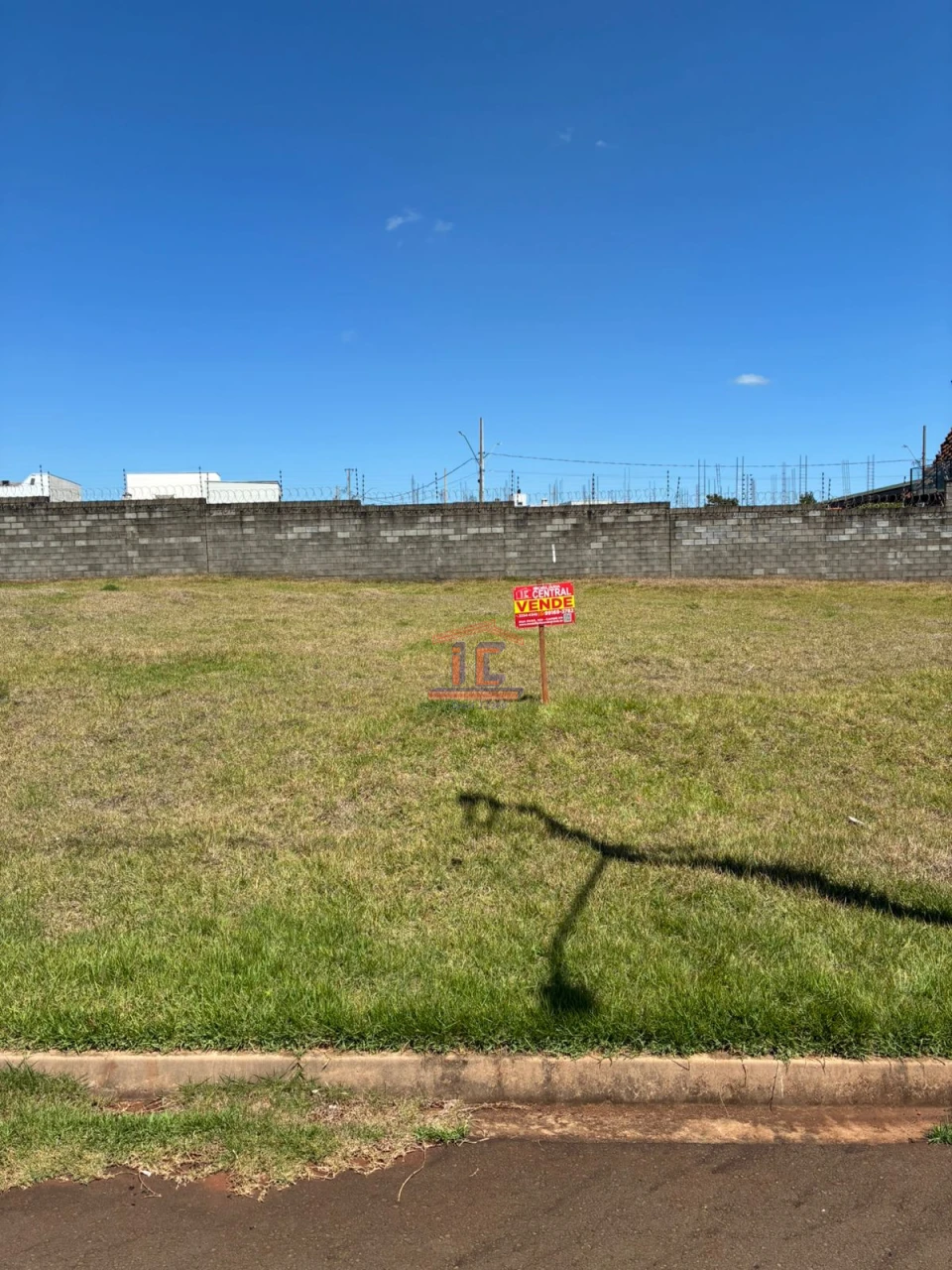 TERRENOS EXTERNOS CONDOMÍNIO BELLEVIE