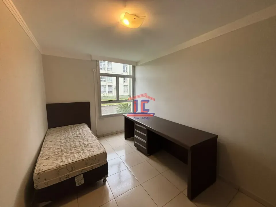 Rua Bento Munhoz da Rocha Neto, 325 Apto 03 Bloco 05A - Residencial Portal das Palmeiras