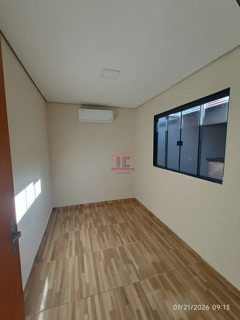 Imagens do imóveis CASA À VENDA