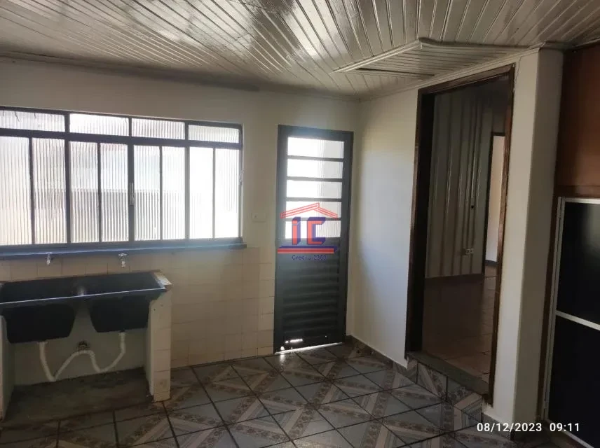Imagens do imóveis CASA RUA BÉLGICA ESQUINA COM RUA CHILE - CENTRO - CAMBÉ-PR