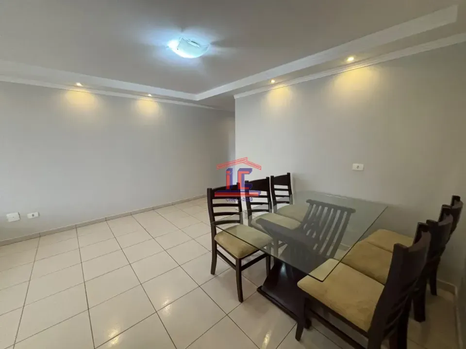 Rua Bento Munhoz da Rocha Neto, 325 Apto 03 Bloco 05A - Residencial Portal das Palmeiras