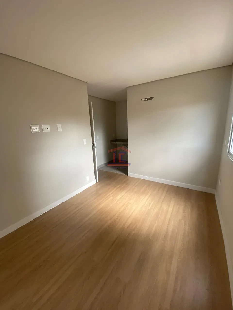 Imagens do imóveis RESIDENCIAL TIVOLI - CENTRO- CAMBÉ