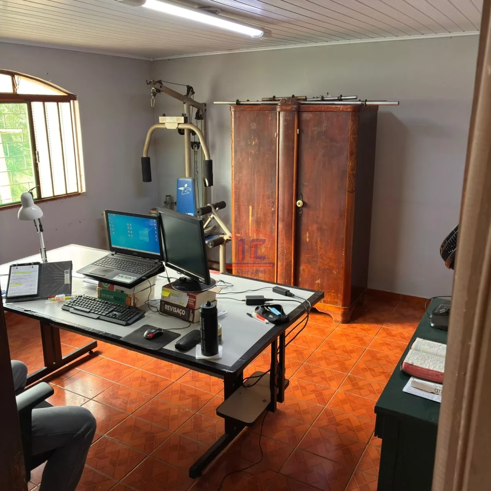 Imagens do imóveis CASA A VENDA CENTRO DE CAMBÉ - RUA ESTADOS UNIDOS