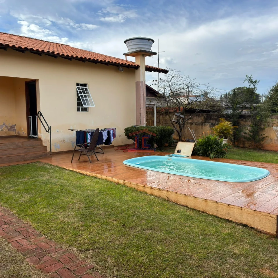 Imagens do imóveis CASA A VENDA CENTRO DE CAMBÉ - RUA ESTADOS UNIDOS