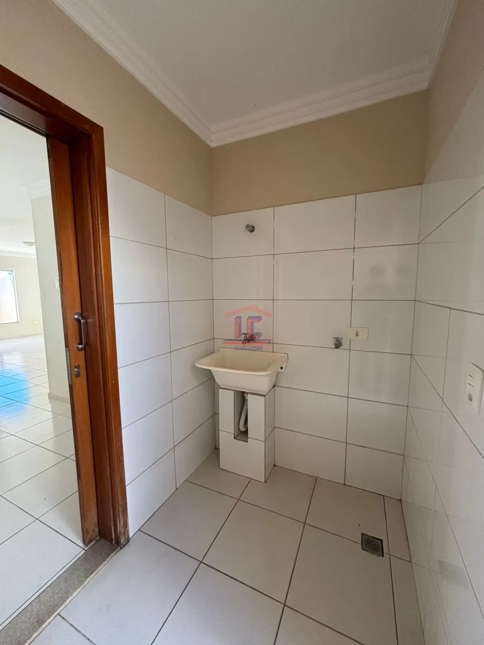 Rua José Garla, 338-B - Residencial Espanha