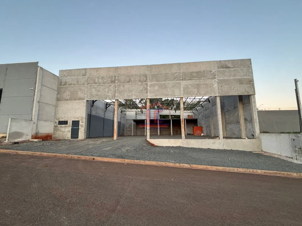 Rua Romulo Bonalume, 180 - Jardim Cidade Alta