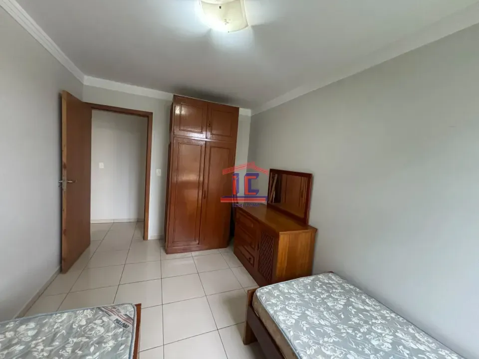 Rua Bento Munhoz da Rocha Neto, 325 Apto 03 Bloco 05A - Residencial Portal das Palmeiras