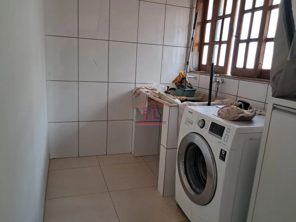 Imagens do imóveis Avenida Libra, 104 - Esq com Rua Mercúrio