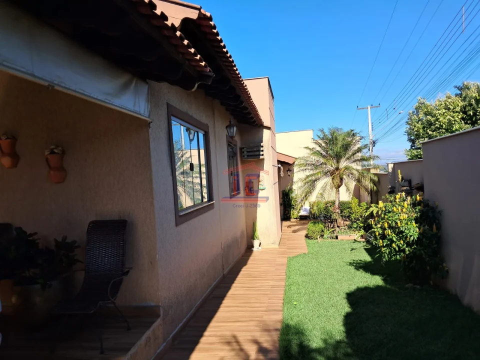 Imagens do imóveis CASA - Rua Riacho Fundo - Cambé II