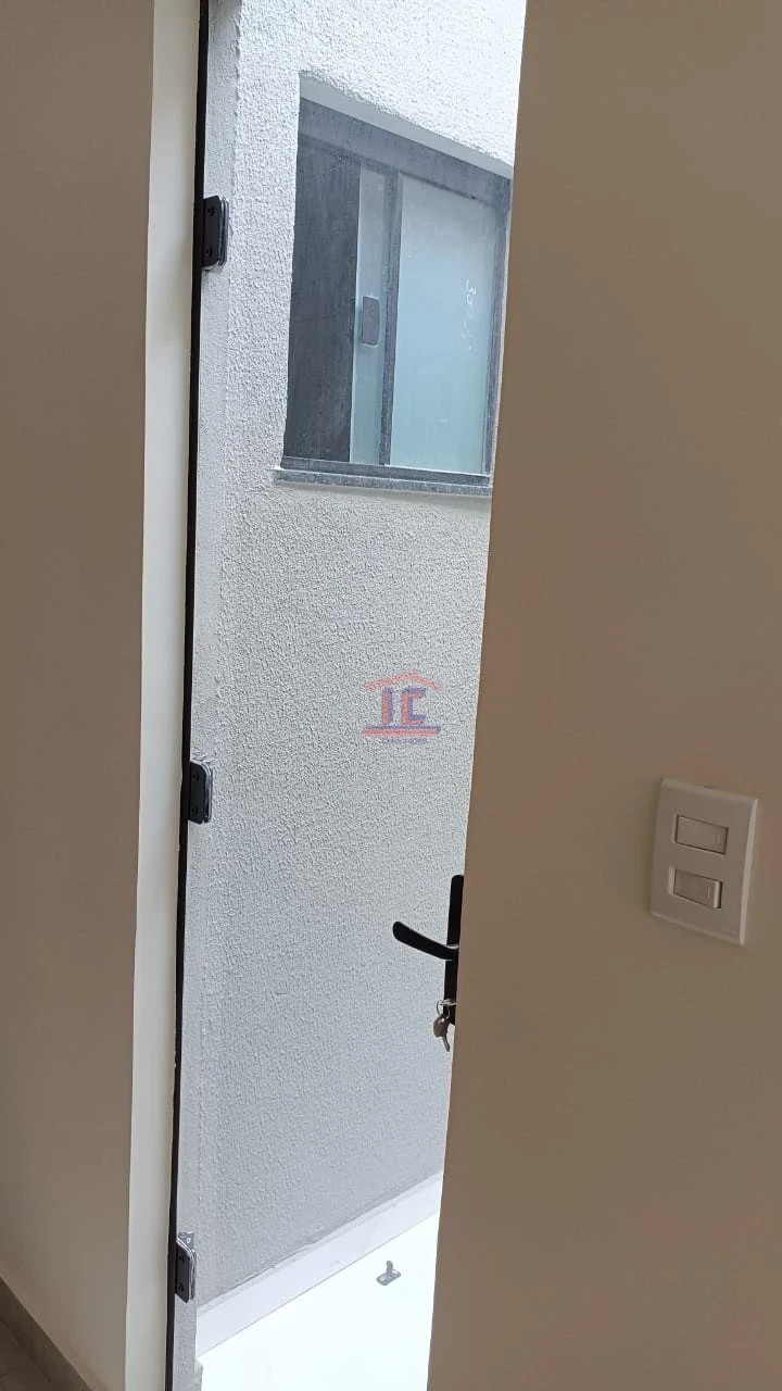 Imagens do imóveis CASA GEMINADA - 3 QUARTOS - JD. VÔ ZEZINHO CAMBÉ-PR