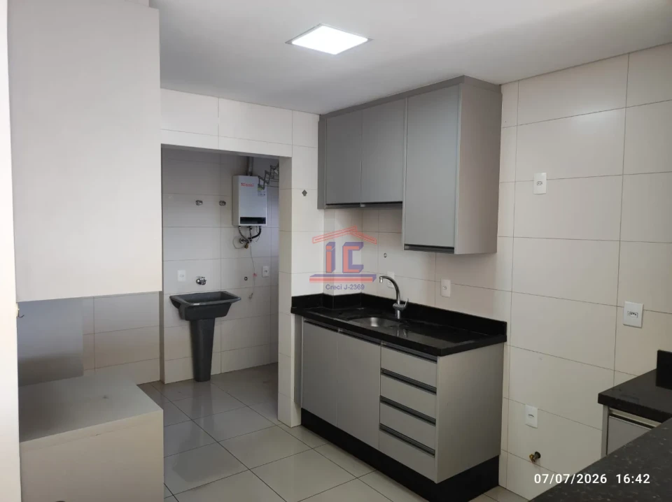 Avenida Brasil, 454 Apto 503 - Edifício Araucária