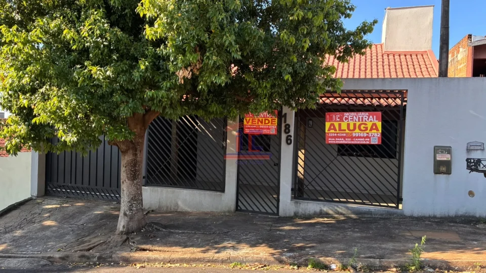 Imagens do imóveis CASA À VENDA