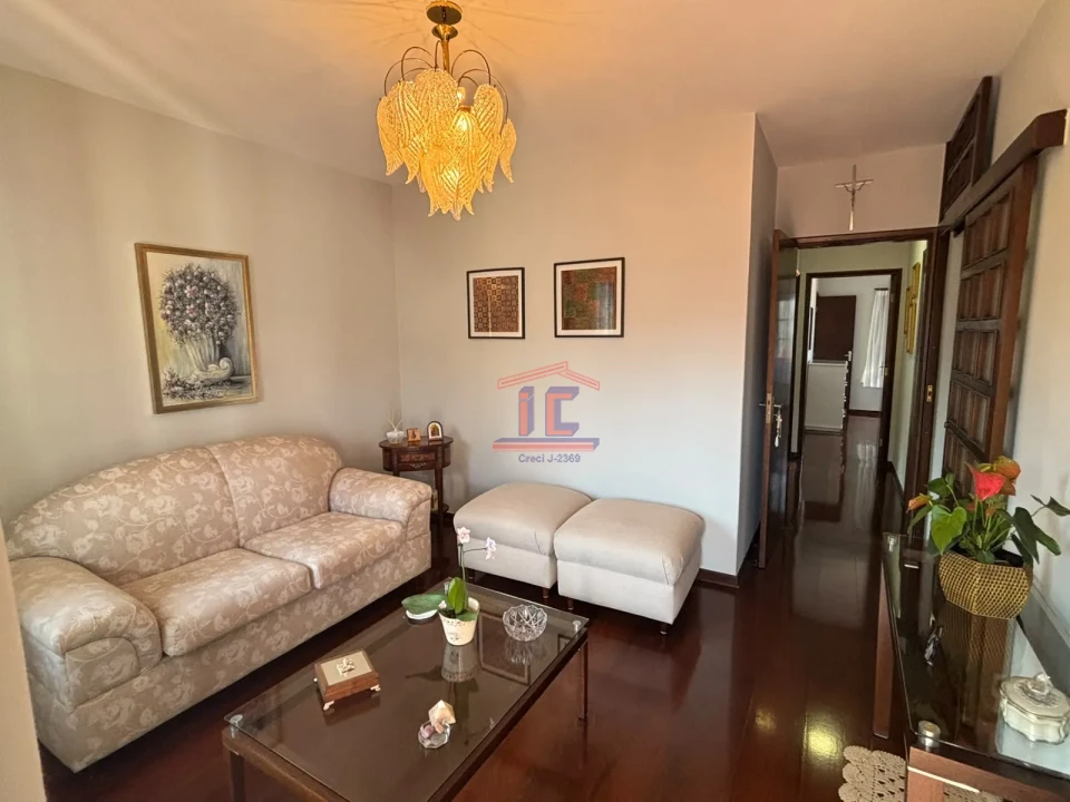 Imagens do imóveis CASA À VENDA JARDIM VILA RICA