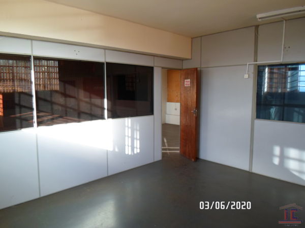 Imagens do imóveis Rua Professora Zelda C. Mastriani, 265C - Jd. D Vila (Meio)