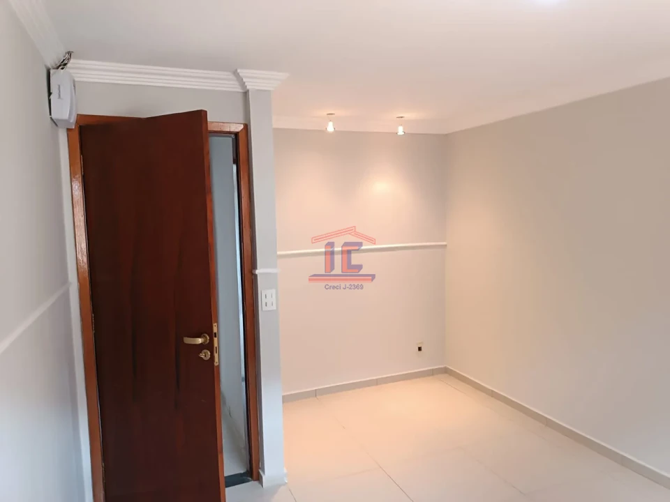 Imagens do imóveis CASA COM O2 QUARTOS