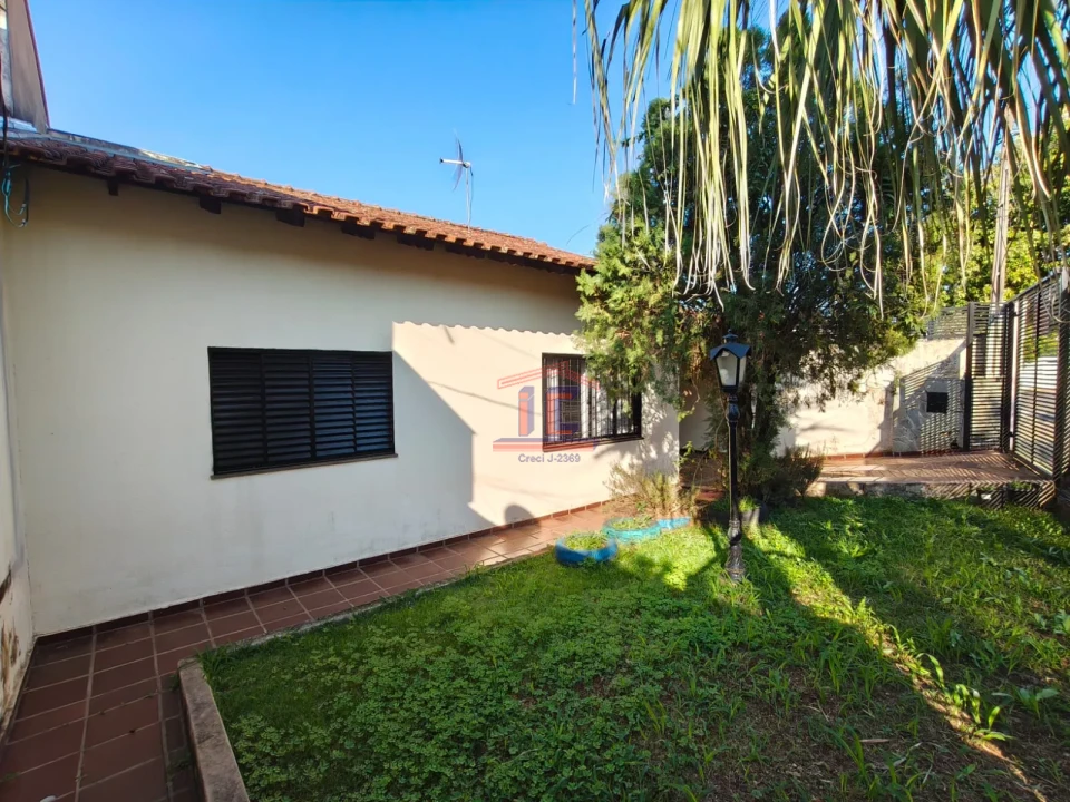 Imagens do imóveis Casa térrea Rua Monte Castelo - Próximo do Almeida Mercados