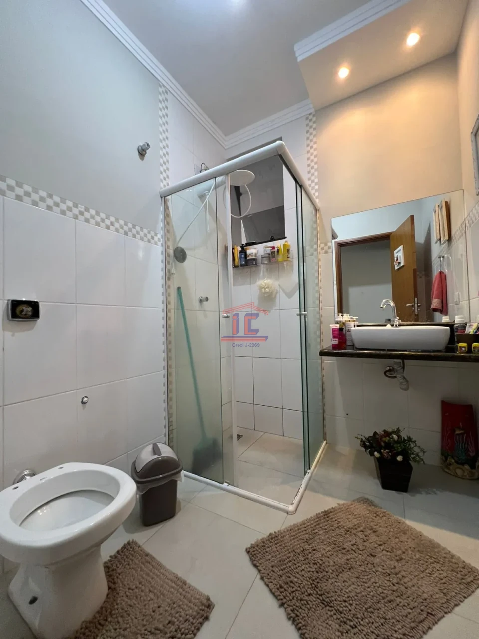 Imagens do imóveis CASA GEMINADA À VENDA- LONDRINA-