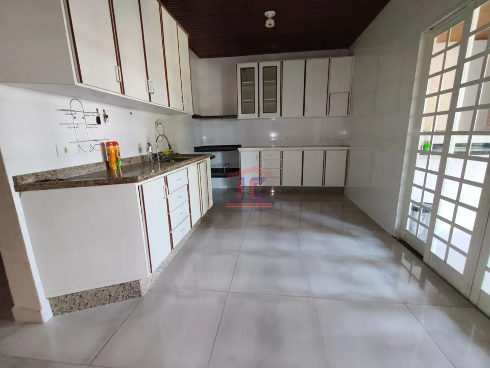 Imagens do imóveis Casa térrea Rua Monte Castelo - Próximo do Almeida Mercados