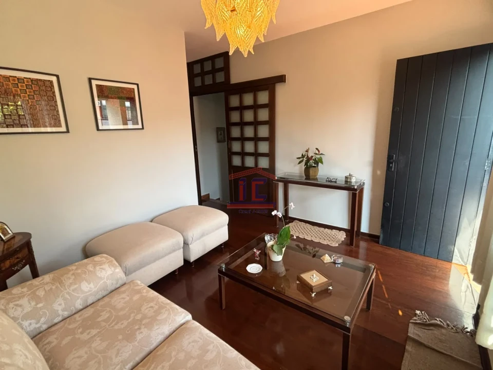 Imagens do imóveis CASA À VENDA JARDIM VILA RICA