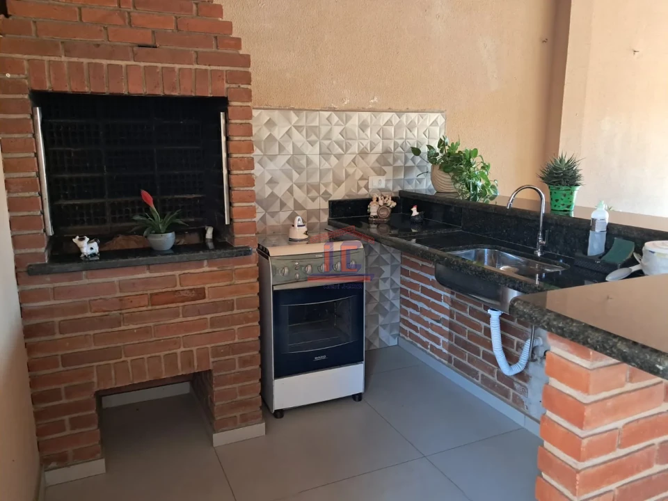 Imagens do imóveis CASA - Rua Riacho Fundo - Cambé II