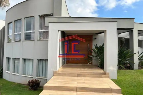 Casa Térrea - Centro - Cambé -Pr