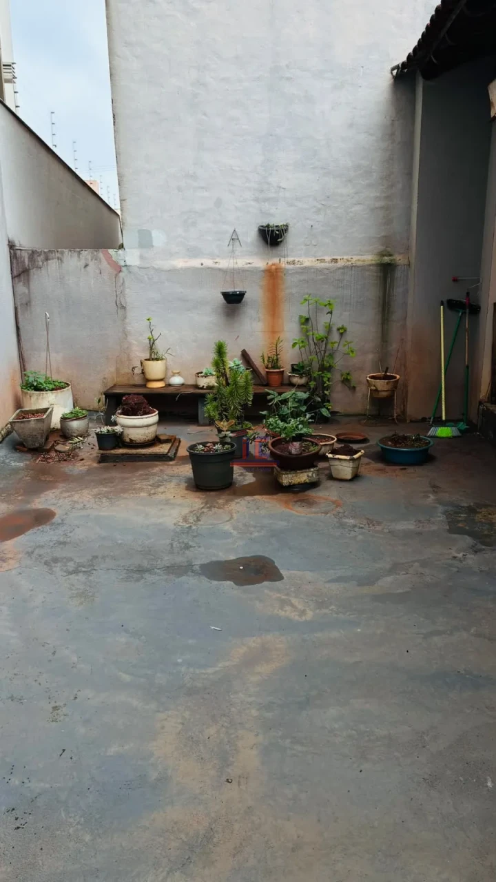 CASA COMERCIAL À VENDA CAMBÉ