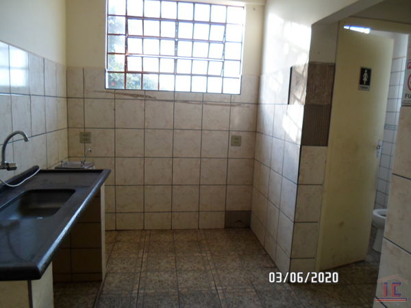 Imagens do imóveis Rua Professora Zelda C. Mastriani, 265C - Jd. D Vila (Meio)